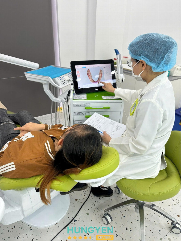 Bệnh Viện Răng Hàm Mặt Sài Gòn có đội ngũ bác sĩ chuyên môn cao